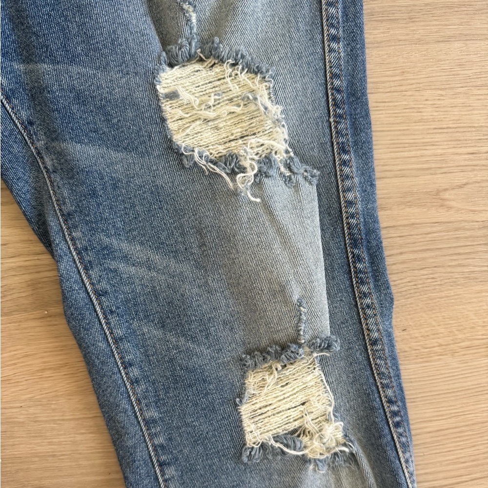 Revice Denim USA destroyed distressed Medium wash Jeans Size 32 - Picture 3 of 9